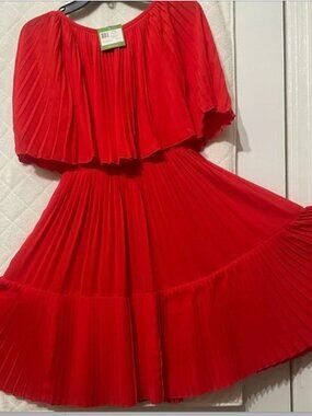 KATE SPADE DRESS PLEATED CAPE RED Dress Size 00 NWT $448